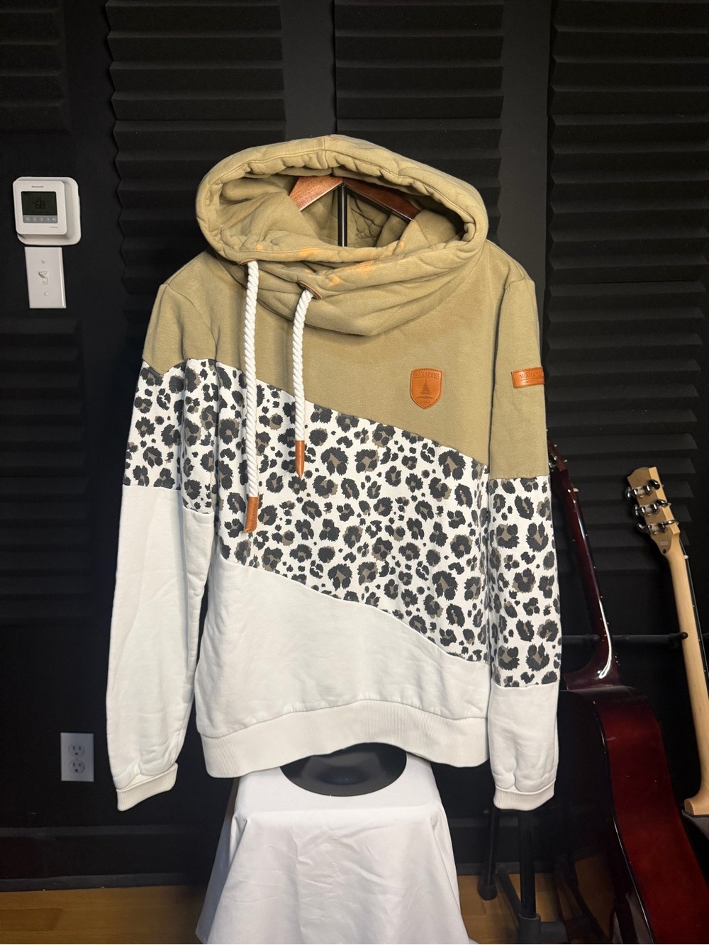 Wanakome Olive, White & Black Leopard-Print Hooded Pullover
